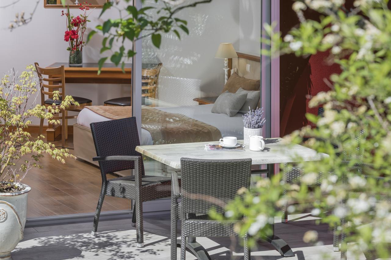 Le Flamboyant Hotell Annecy Eksteriør bilde