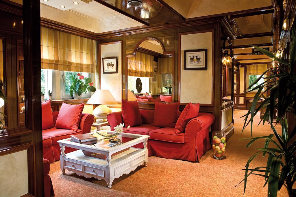 Le Flamboyant Hotell Annecy Eksteriør bilde